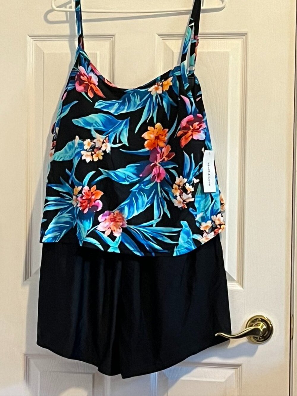 One-piece suit with tankini design and built-in short bottom NWT